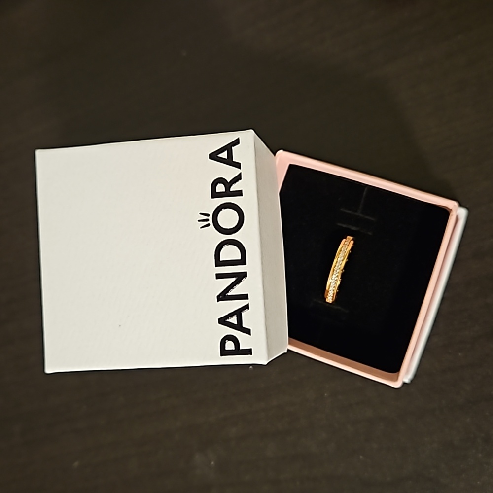 Pandora Signature I-D Pavé Ring.